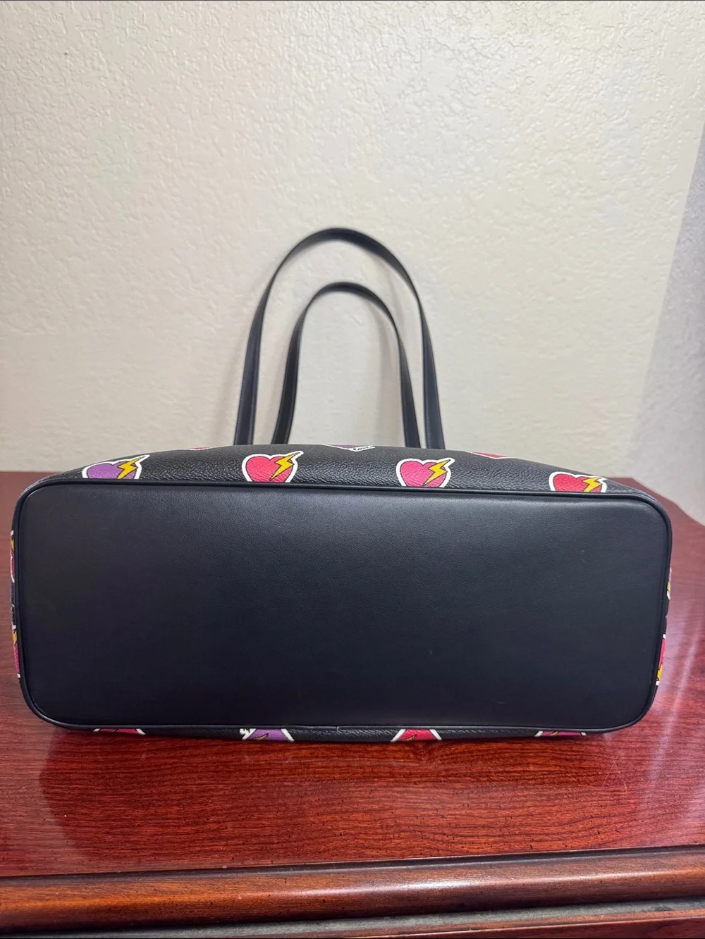 Coach gallery black